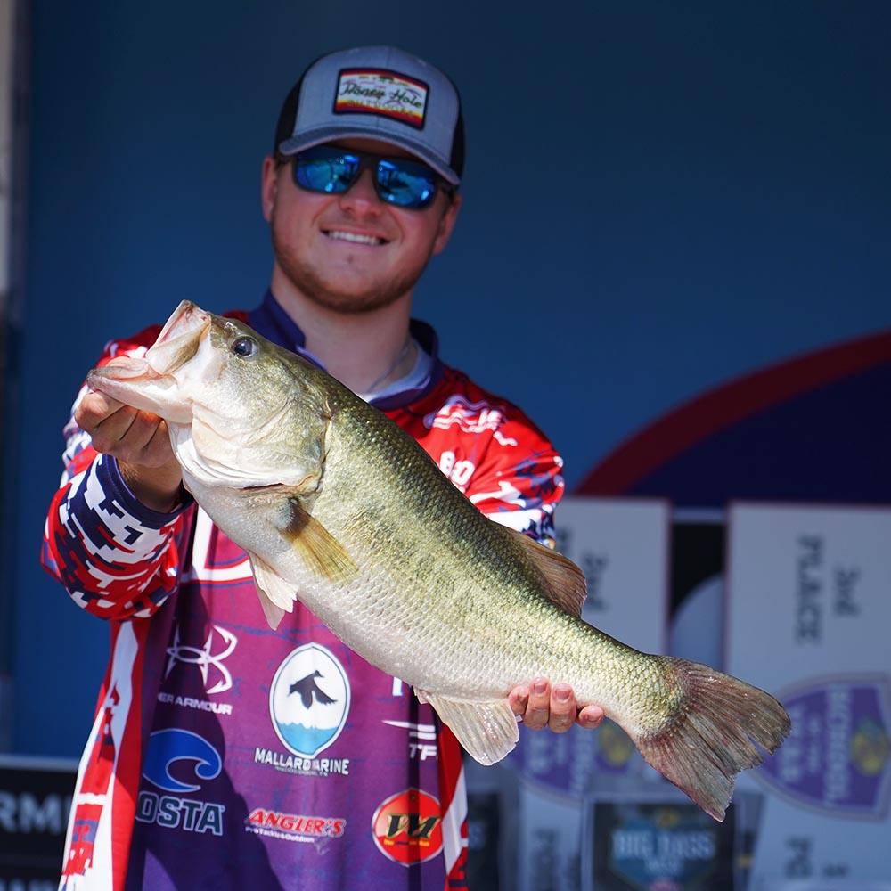 Register for the Bass Pro Shops Big Bass Bash presented by Berkley -  Collegiate Bass Championship